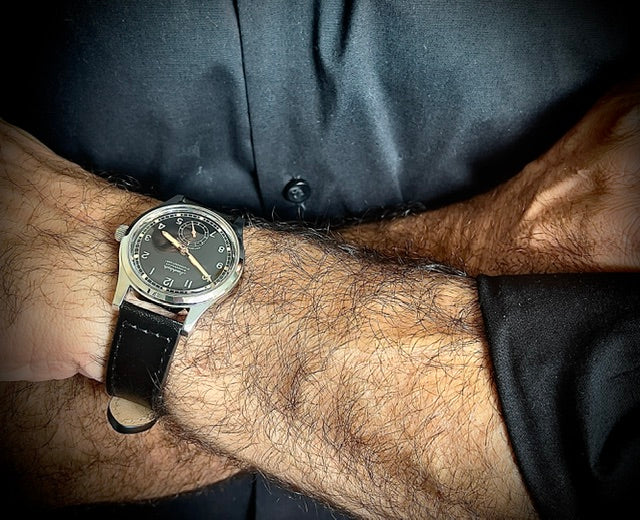 Aeschbach WW2 Muster Deutschland Luftwaffe / Reichsluftfahrtministerium (RLM) Fliegeruhr mit Saphirglas und 21 Rubin Automatischem Mechanischem Uhrwerk