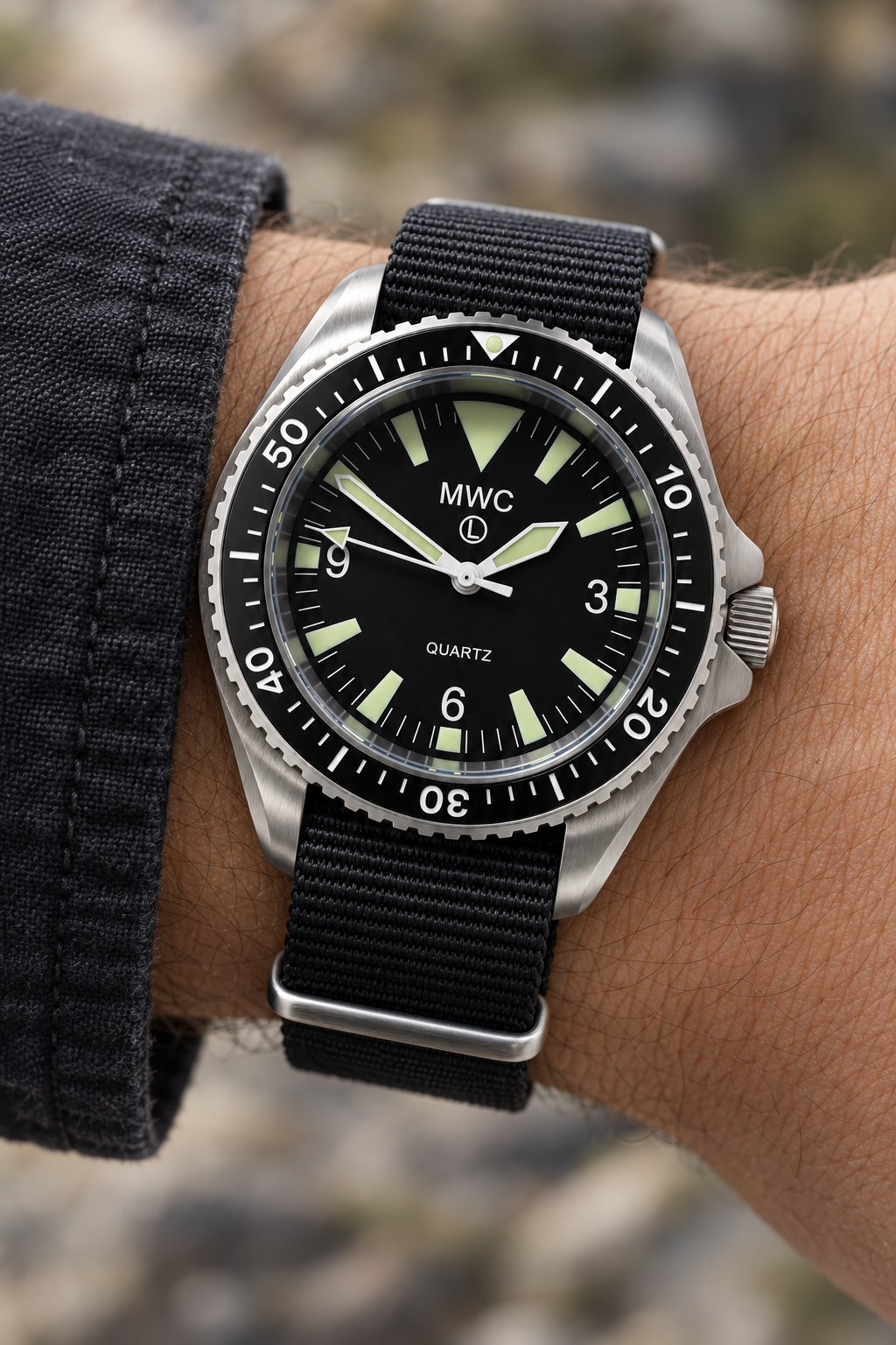 Aktuelle NATO-Muster Quarz Militärtaucheruhr, Variante ohne Datum mit Saphirglas und 10 Jahre Batterielaufzeit - NATO LAGERNUMMER NSN 6645-99-157-3496