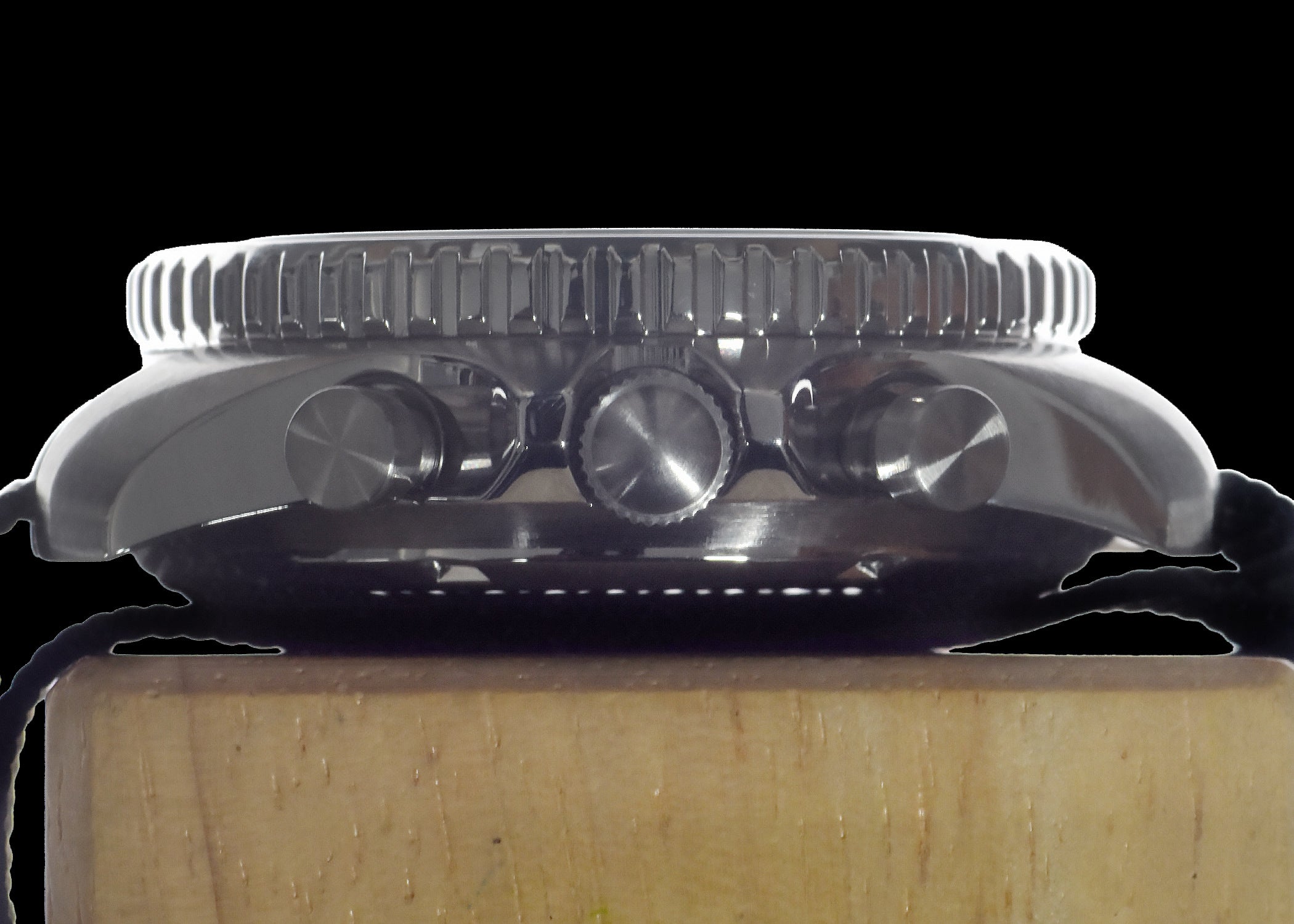 MWC NATO-Muster Schwarzer PVD-Stahl Militärpiloten-Chronograph mit Saphirglas und Schweizer Ronda-Werk mit GTLS/Tritium-Beleuchtung