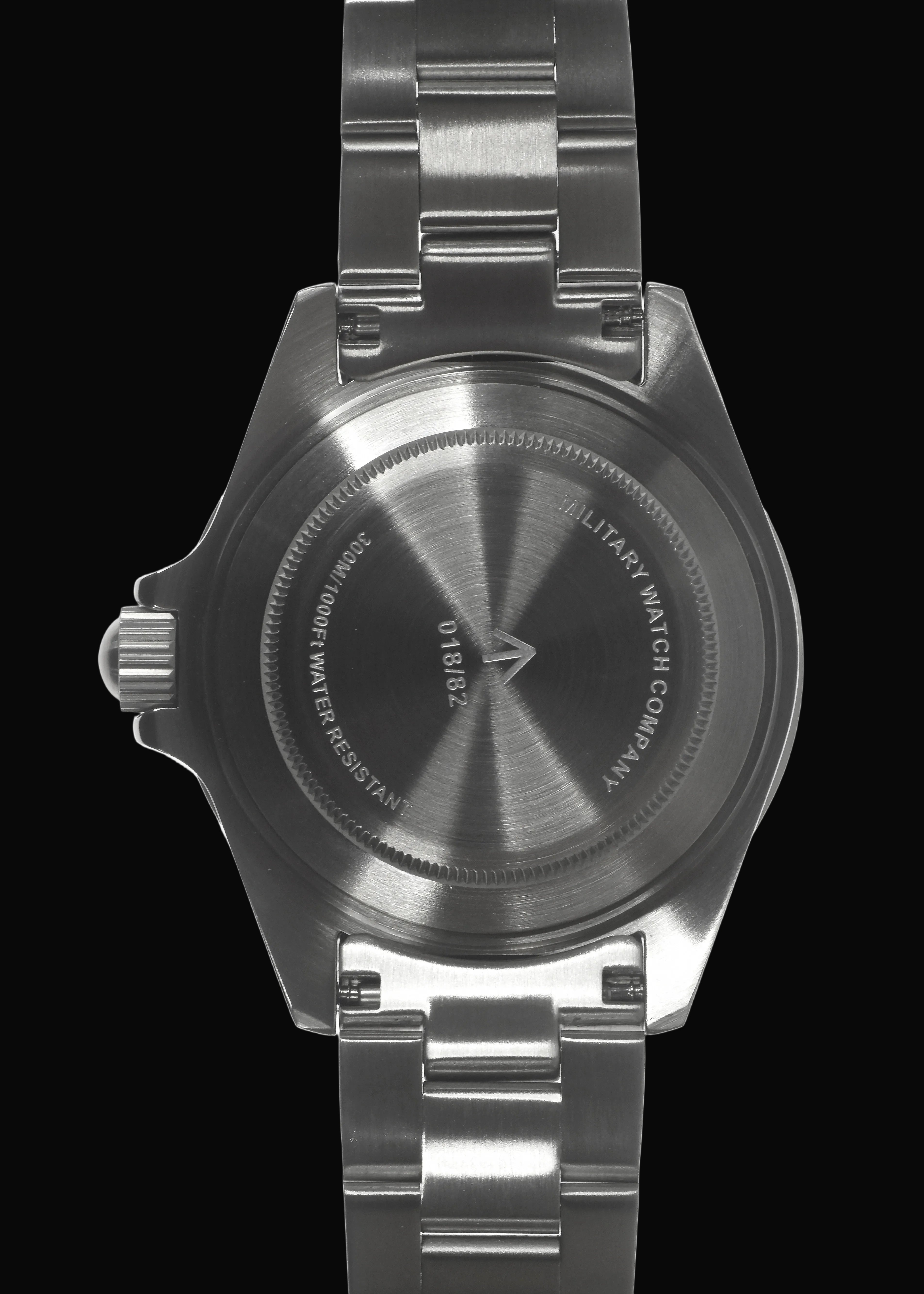 MWC 24 Rubin 1982 Muster 300m Automatische Militärtaucheruhr mit Saphirkristall auf einem NATO-Gewebeband (Mit Datum)