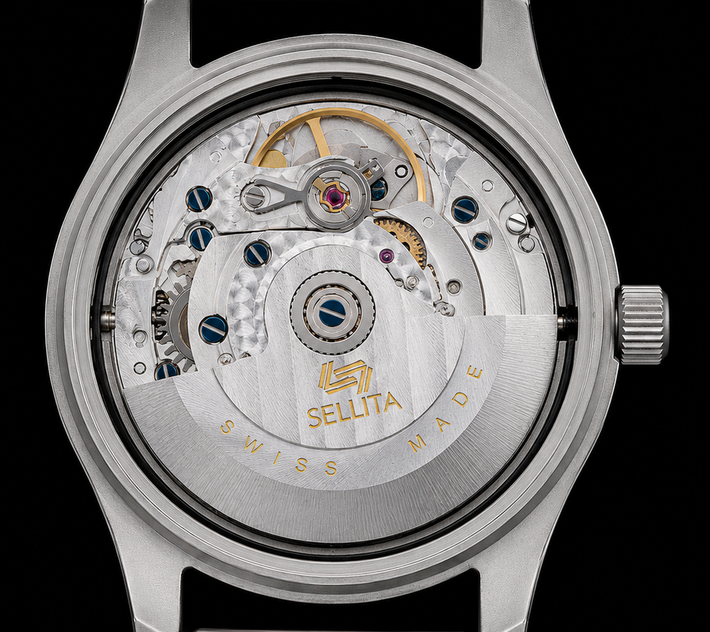 Montre militaire MWC des années 1940/1950 « Dirty Dozen » avec mouvement automatique suisse Sellita SW260 à 31 rubis et verre saphir bombé vintage dans son écrin d'époque
