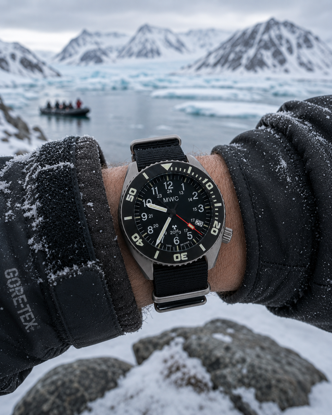 MWC "Depthmaster" 100atm / 3.280ft / 1000m wasserdichte Militärtaucheruhr in PVD Titan-Gehäuse mit GTLS und Heliumventil (Automatik)