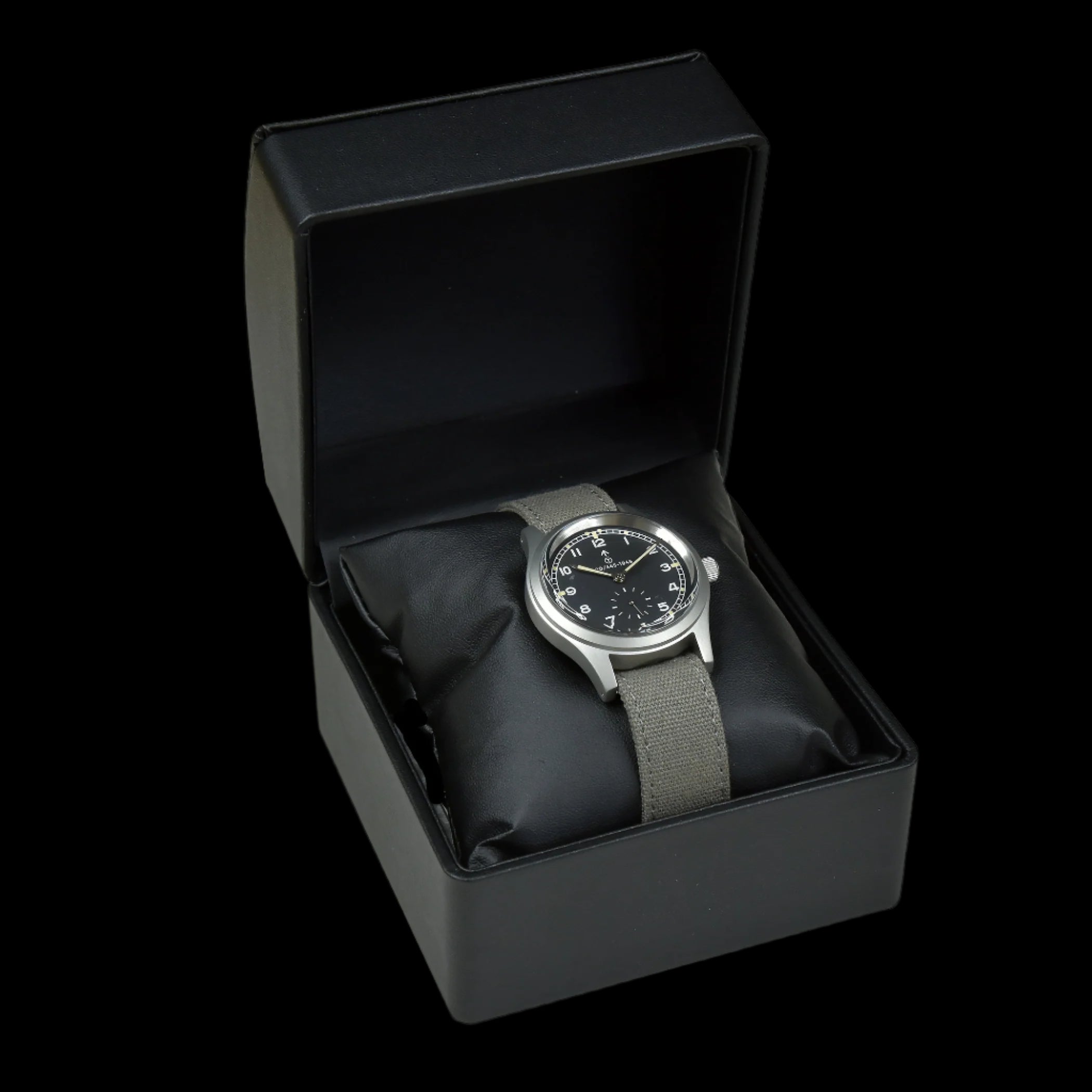 Montre militaire MWC des années 1940/1950 "Dirty Dozen" avec mouvement à remontage manuel suisse Sellita SW216 à 24 rubis et verre saphir bombé vintage dans son coffret d'époque
