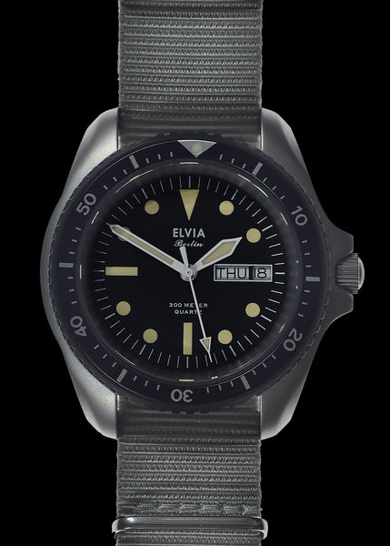 ELVIA Day/Date Military Divers Watch with Sapphire Crystal and Quartz Movement